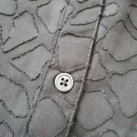 Ann Taylor Black Sheer Animal Print Lightweight Button Up Blouse Women's Size 8 - Picture 8 of 14